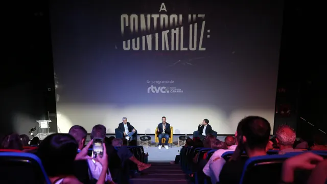 Presentación del preestreno de «A Contraluz», un programa de Radio Televisión Canaria.